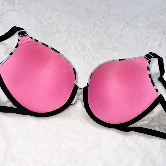 PINK Wear Everywhere Push Up Bra! - Picture 3 of 6